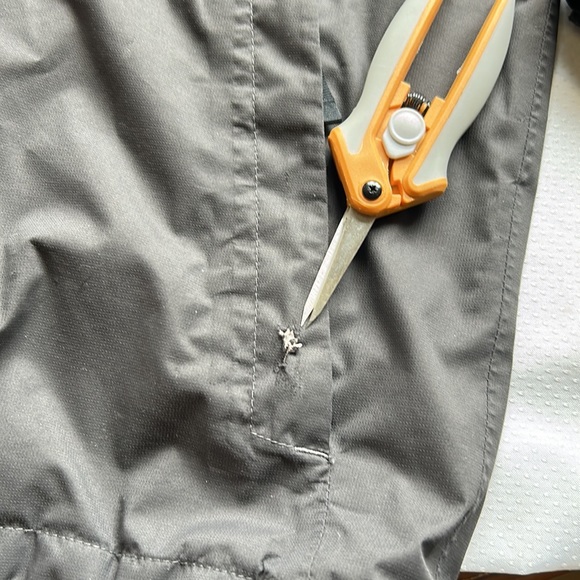 The North Face Hyvent Light Jacket Youth Large 14-16 Outdoors Water Resistant - Picture 5 of 9